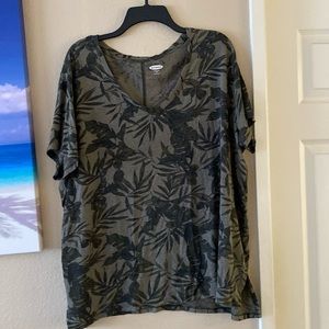 Old Navy V-Neck Tee Shirt